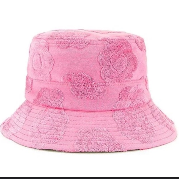 Frankie’s bikinis flower child hat - Picture 2 of 4